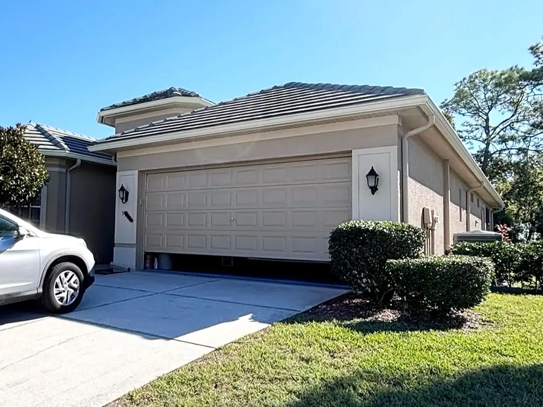 Seamless Gutter Installation Enhances Curb Appeal and Drainage in Spring Hill